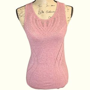 ALO Yoga Lark Women’s Pink Athletic Top